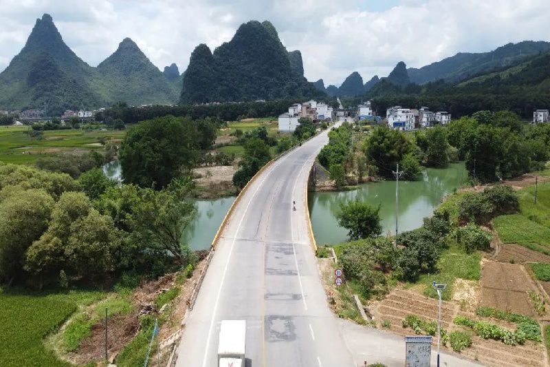 1746709590515391.jpg 2.jpg